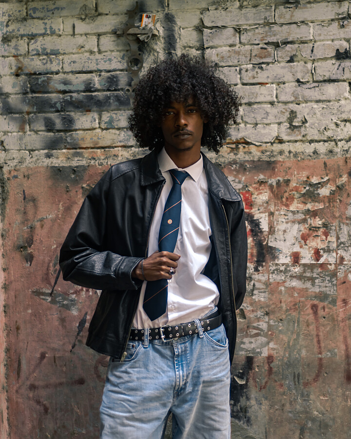 Abdelazeez Makki fashion commercial model. Photoshoot of model Abdelazeez Makki demonstrating Fashion Modeling.Im a Sudanese model currently based in Egypt.Height: 190 cm.Focused on fashion, editorial, and commercial modeling. I bring a strong pres