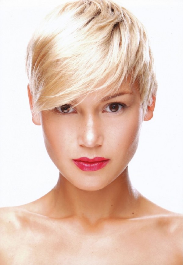 Agnes Fischer model. Photoshoot of model Agnes Fischer demonstrating Face Modeling.Face Modeling Photo #139999