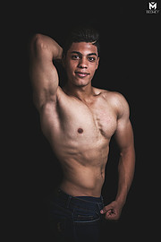 Ahmed Rabee model. Photoshoot of model Ahmed Rabee demonstrating Body Modeling.Body Modeling Photo #200675