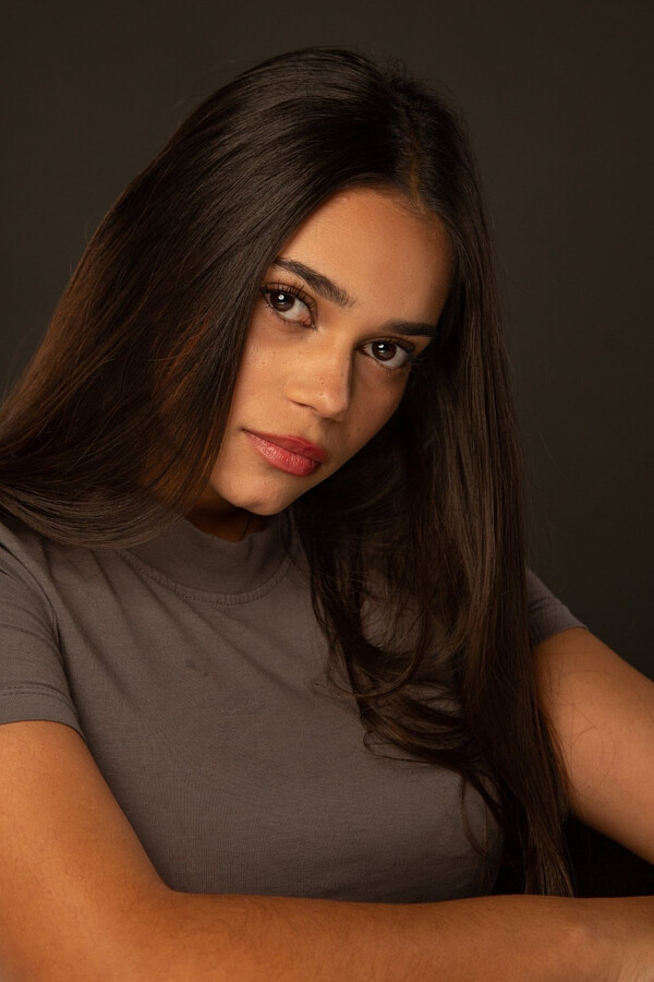 Aimilia Trikalinou Μοντέλο