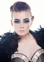 Alecia Hamilton model. Photoshoot of model Alecia Hamilton demonstrating Face Modeling.Face Modeling Photo #78574