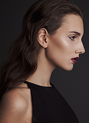Aleksandra Klima model. Photoshoot of model Aleksandra Klima demonstrating Face Modeling.Face Modeling Photo #93547