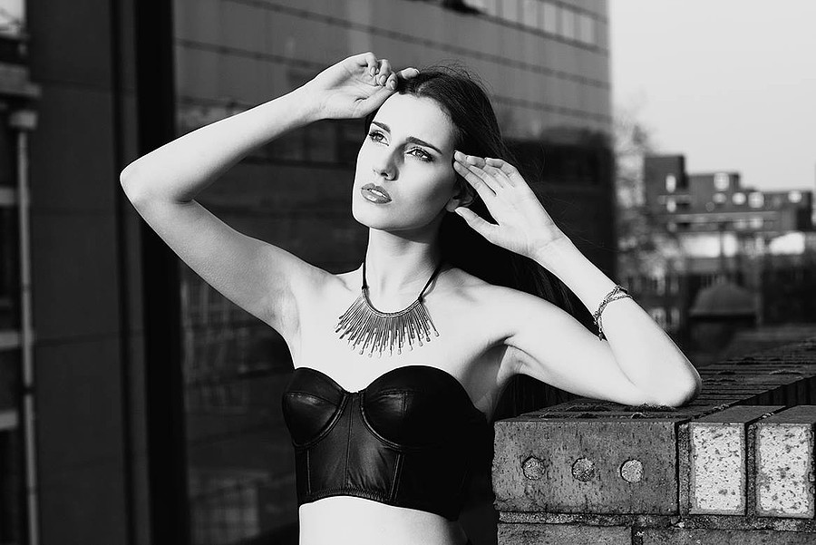 Aleksandra Klima model. Photoshoot of model Aleksandra Klima demonstrating Face Modeling.Face Modeling Photo #93560
