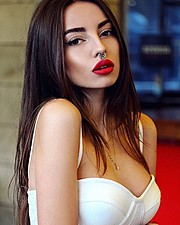 Alena Bogdana model (Алена Богданова модель). Photoshoot of model Alena Bogdana demonstrating Face Modeling.Face Modeling Photo #162946