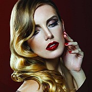 Alessia Moro model (modella). Photoshoot of model Alessia Moro demonstrating Face Modeling.Face Modeling Photo #171154