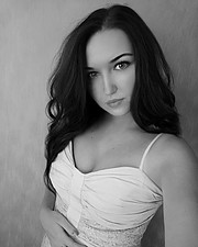 Alina Polischuk model. Photoshoot of model Alina Polischuk demonstrating Face Modeling.Face Modeling Photo #224820