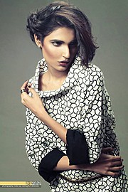 Amna Ilyas model & actress. Photoshoot of model Amna Ilyas demonstrating Face Modeling.Face Modeling Photo #121346