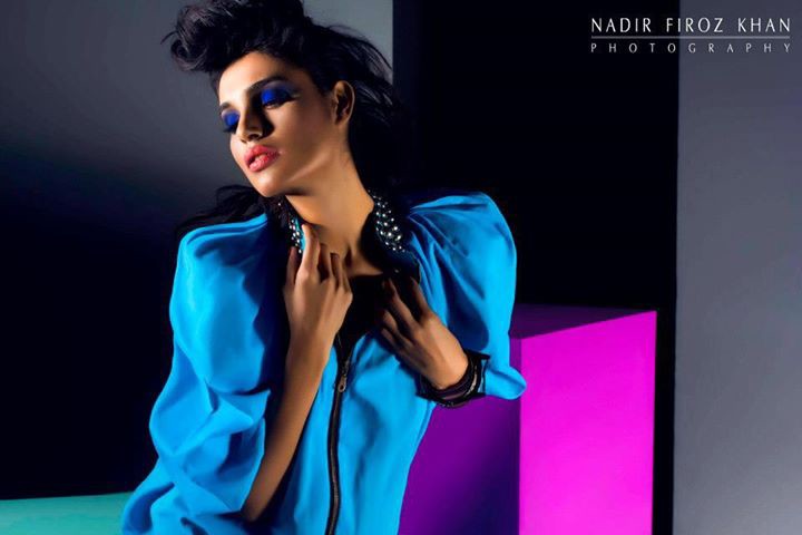 Amna Ilyas model &amp; actress. Photoshoot of model Amna Ilyas demonstrating Face Modeling.Face Modeling Photo #121372