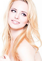 Anastasia Bondareva model (модель). Photoshoot of model Anastasia Bondareva demonstrating Face Modeling.Photograher: Charan SinghFace Modeling Photo #102940