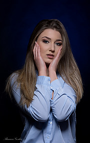 Anastasia Potapova model (μοντέλο). Photoshoot of model Anastasia Potapova demonstrating Editorial Modeling.Editorial Modeling Photo #206377