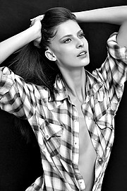 Anca Tiribeja model & photographer (model & fotograf). Photoshoot of model Anca Tiribeja demonstrating Fashion Modeling.Fashion Modeling Photo #54444
