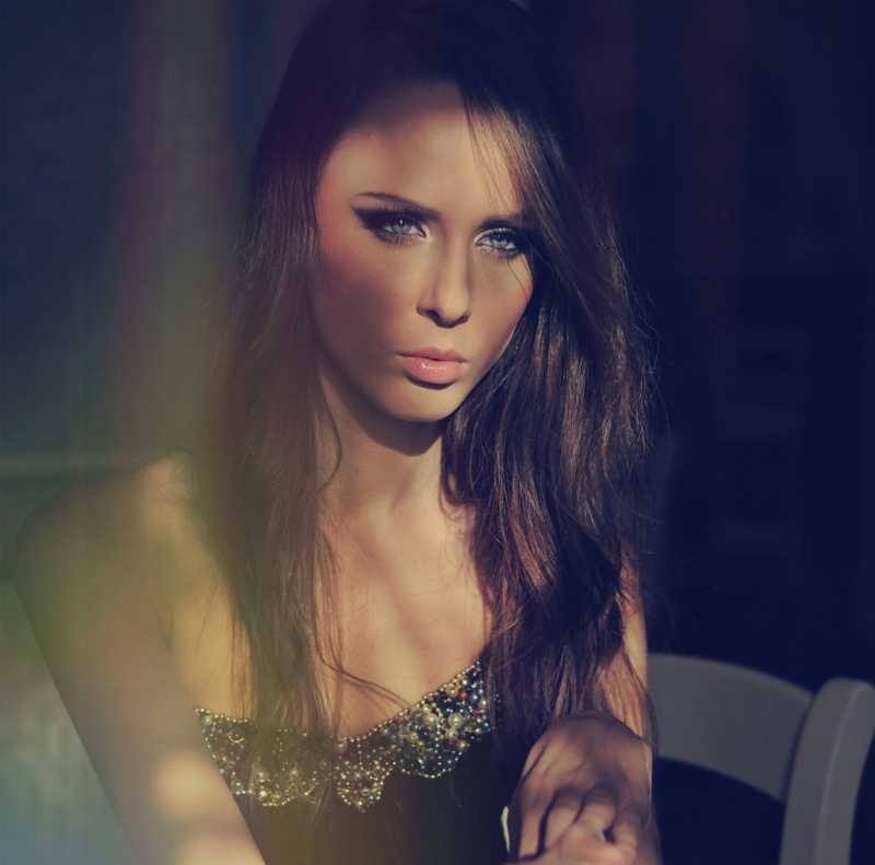 Andreea Raducu model. Photoshoot of model Andreea Raducu demonstrating Face Modeling.Face Modeling Photo #94743