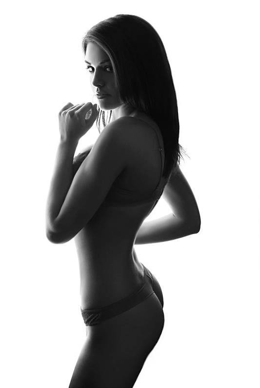 Anita Sikorska Royczykova model (modelka). Photoshoot of model Anita Sikorska demonstrating Body Modeling.Body Modeling Photo #113788