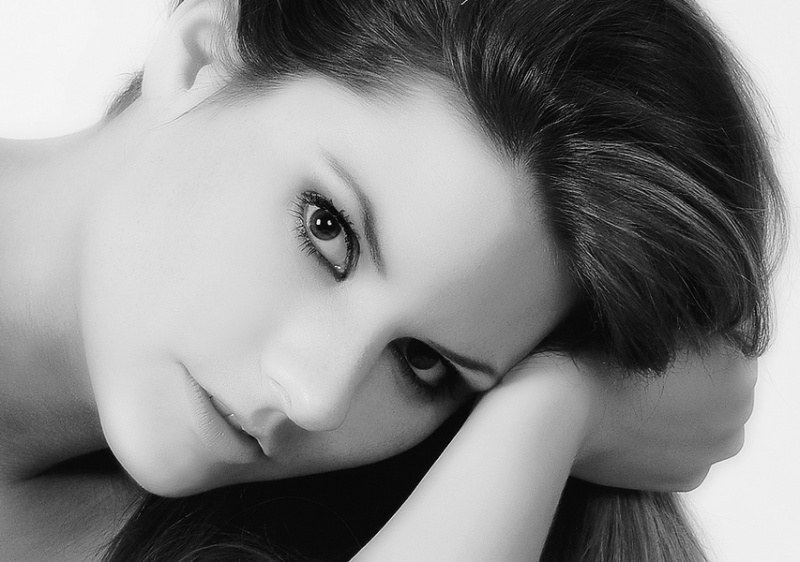 Anna Mroz model (modell). Photoshoot of model Anna Mroz demonstrating Face Modeling.Arienti FotoFace Modeling Photo #92981