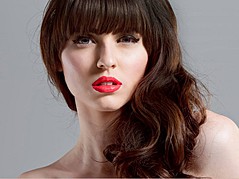 Anna Vega model. Photoshoot of model Anna Vega demonstrating Face Modeling.Face Modeling Photo #102746