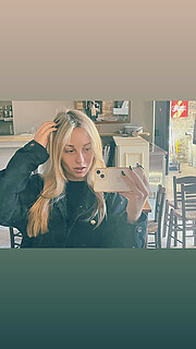 Annamaria Kossiva model (μοντέλο). Photoshoot of model Annamaria Kossiva demonstrating Face Modeling.Face Modeling Photo #246133