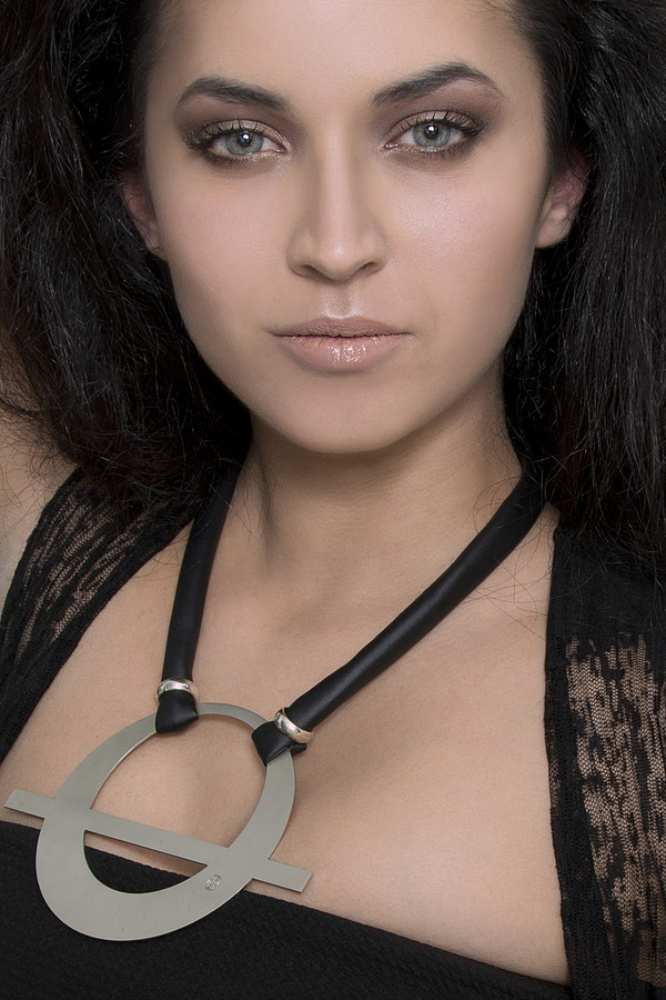 Aphrodite Kanni makeup artist &amp; hair stylist (μακιγιέρ &amp; κομμωτής). Work by makeup artist Aphrodite Kanni demonstrating Beauty Makeup.NecklaceBeauty Makeup Photo #169922