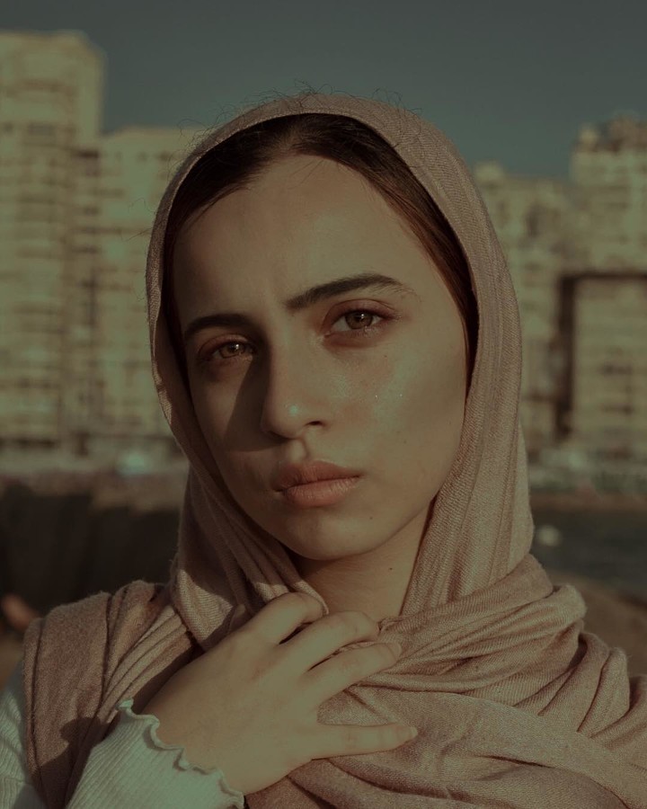 Aya Saleh model. Photoshoot of model Aya Saleh demonstrating Face Modeling.Face Modeling Photo #220640