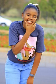 Bonolo is a young black woman ,born in Rustenburg in township called Chaneng. Bonolo Masimong has is someone who has always been into style 