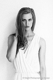 Bree Fry model. Photoshoot of model Bree Fry demonstrating Face Modeling.Face Modeling Photo #85523