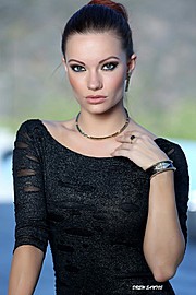 Caitlin O'Connor model & actress. Photoshoot of model Caitlin O Connor demonstrating Face Modeling.Face Modeling Photo #118272