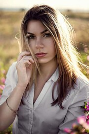 Chrysa Savvidou model (μοντέλο). Photoshoot of model Chrysa Savvidou demonstrating Face Modeling.Face Modeling Photo #234857