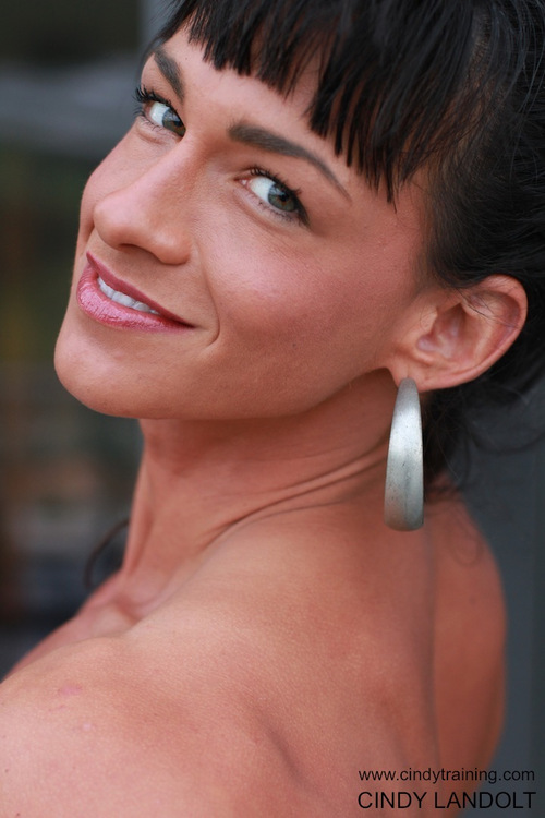 Cindy Landolt fitness model. Photoshoot of model Cindy Landolt demonstrating Face Modeling.Face Modeling Photo #94924