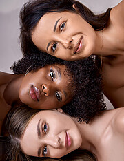 David Adu Gyamfi photographer. Work by photographer David Adu Gyamfi demonstrating Portrait Photography.This product shoot for Zikel Cosmetic focused on highlighting the essence of modern beauty — radiant skin, vibrant tones, and confident feminini