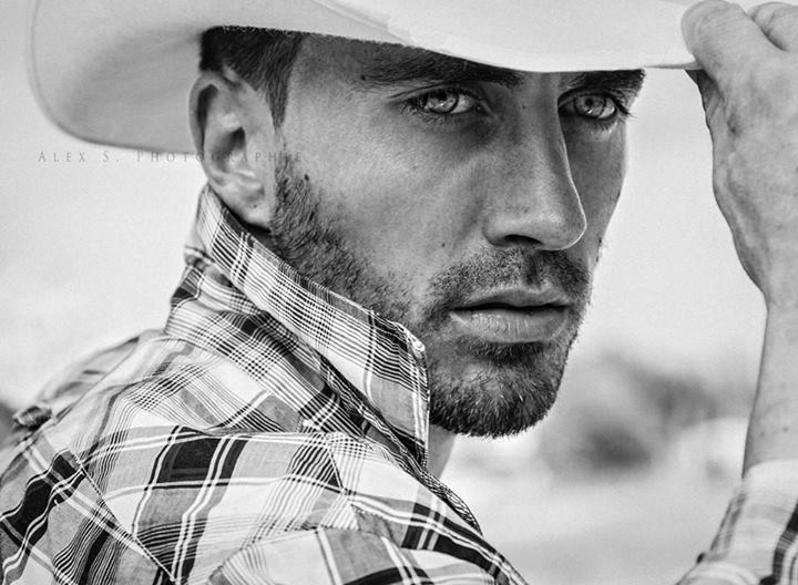 David Lerebourg model (mod&#232;le). Photoshoot of model David Lerebourg demonstrating Face Modeling.Face Modeling Photo #91586