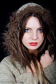 Demi Vesinger model. Photoshoot of model Demi Vesinger demonstrating Face Modeling.Face Modeling Photo #78413