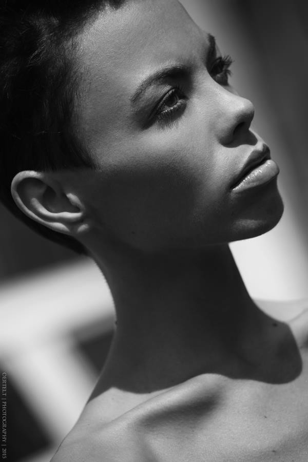 Dorka Banki model. Photoshoot of model Dorka Banki demonstrating Face Modeling.Face Modeling Photo #149450
