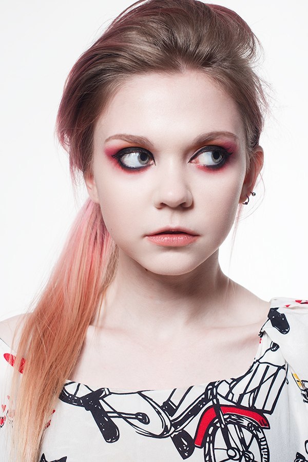 Ekaterina Ilyina model (модель). Photoshoot of model Ekaterina Ilyina demonstrating Face Modeling.LookbookFace Modeling Photo #188154