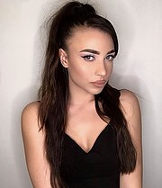 Eleftheria Archontaki model & makeup artist (μοντέλο & μακιγιέρ). Photoshoot of model Eleftheria Archontaki demonstrating Face Modeling.Face Modeling Photo #222525