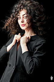 Elnaz Khosrofar model. Photoshoot of model Elnaz Khosrofar demonstrating Face Modeling.Face Modeling Photo #236685