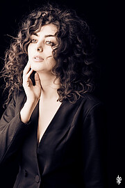 Elnaz Khosrofar model. Modeling work by model Elnaz Khosrofar. Photo #236686
