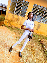 Eniitan Oluwadamilola Adeyemi model. Photoshoot of model Eniitan Oluwadamilola Adeyemi demonstrating Face Modeling.Face Modeling Photo #235726
