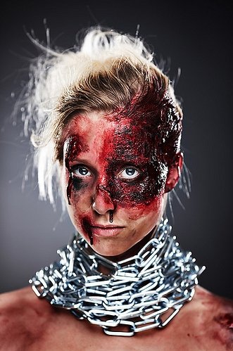 Eva Hronn Hlynsdottir makeup artist (Eva Hr&#246;nn Hlynsd&#243;ttir sminka). Work by makeup artist Eva Hronn Hlynsdottir demonstrating Special Fx Makeup.Horror Film SFXSpecial Fx Makeup Photo #106168