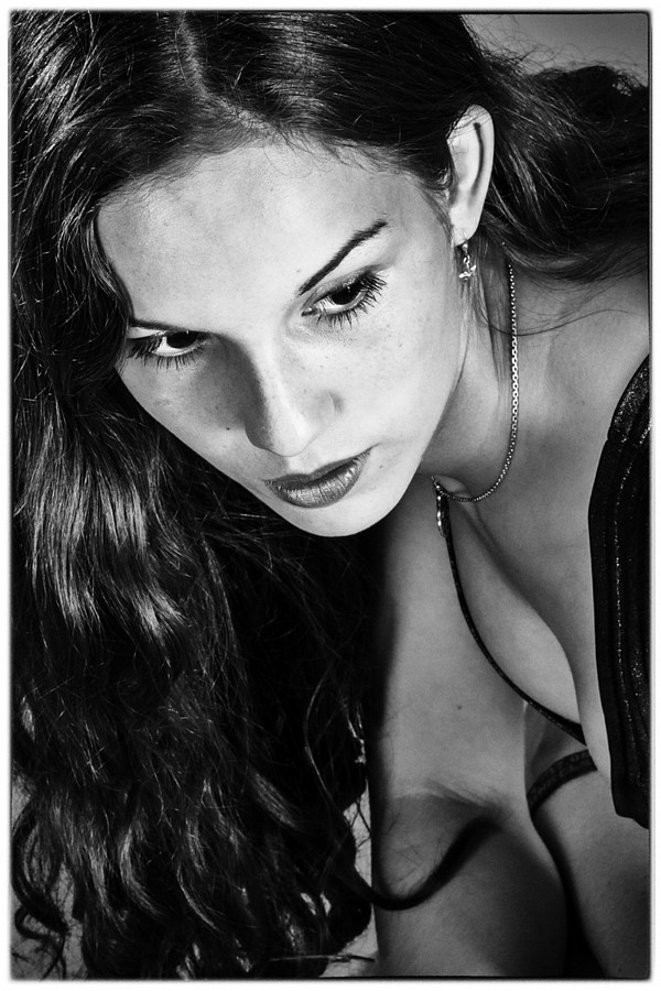 Eva Lilienthal model (modell). Photoshoot of model Eva Lilienthal demonstrating Face Modeling.Face Modeling Photo #85110
