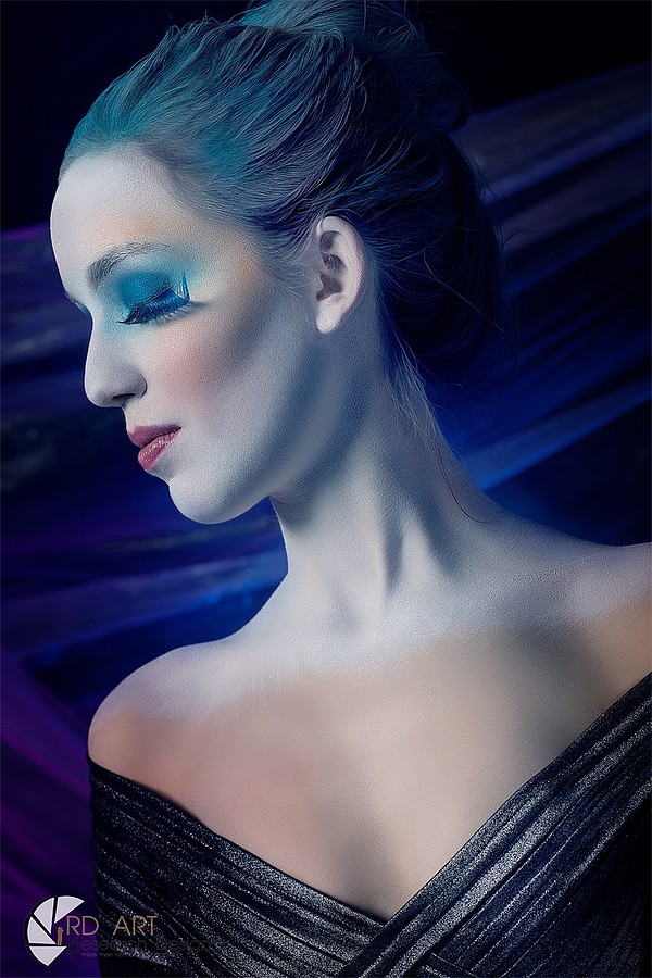 Eva Lilienthal model (modell). Photoshoot of model Eva Lilienthal demonstrating Face Modeling.Face Modeling Photo #85112