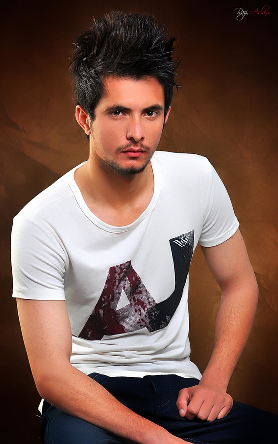 Hadi Khan model. Photoshoot of model Hadi Khan demonstrating Face Modeling.Photoshoot of model Hadi khan demonstrating Face Modeling. Contribute by adding the credits of the photographer, edit the wikiMagazine CoverFace Modeling Photo #171202