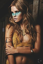 Hanna Toivakka model. Photoshoot of model Hanna Toivakka demonstrating Face Modeling.Face Modeling Photo #97006