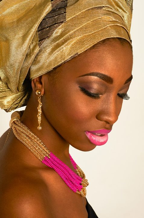 Imara Miller model. Photoshoot of model Imara Miller demonstrating Face Modeling.Necklace,EarringsFace Modeling Photo #94552