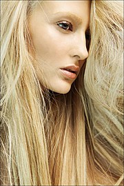 Ina Palama model (Ίνα Παλαμά μοντέλο). Photoshoot of model Ina Palama demonstrating Face Modeling.Face Modeling Photo #95648