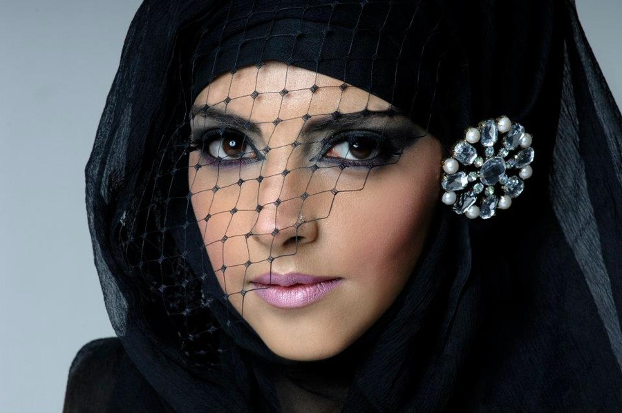 Ismat Saalim hair stylist &amp; makeup artist. hair by hair stylist Ismat Saalim. Photo #59925