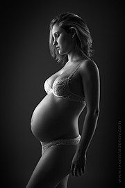 Ivan Mladenov photographer (fotograf). Work by photographer Ivan Mladenov demonstrating Maternity Photography.Maternity Photography Photo #92083