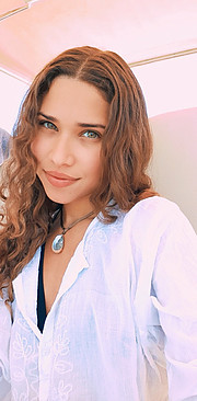 Izabella Kouerini model (Ιζαμπέλλα Κουερίνη μοντέλο). Photoshoot of model Izabella Kouerini demonstrating Face Modeling.Face Modeling Photo #232239