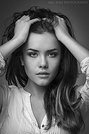 Izabelle Andersson model. Photoshoot of model Izabelle Andersson demonstrating Face Modeling.Face Modeling Photo #105291