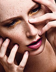 Janelle Manning model. Photoshoot of model Janelle Manning demonstrating Face Modeling.Face Modeling Photo #235541