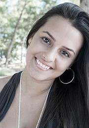 Jessy Herrera model. Photoshoot of model Jessy Herrera demonstrating Face Modeling.Face Modeling Photo #68934