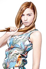 Joanna Tammy model. Photoshoot of model Joanna Tammy demonstrating Face Modeling.Face Modeling Photo #87753